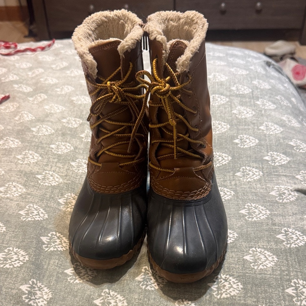 Women's Brown and Black Winter Boots